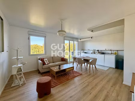 appartement saint maximin 3 pièce(s) 60 m2