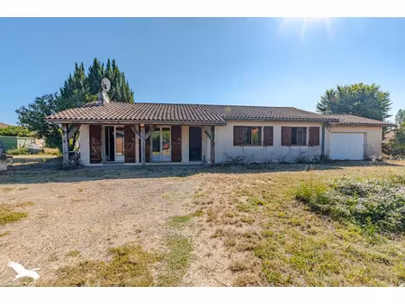 vente maison 4 pièces 86 m² carbon-blanc (33560)