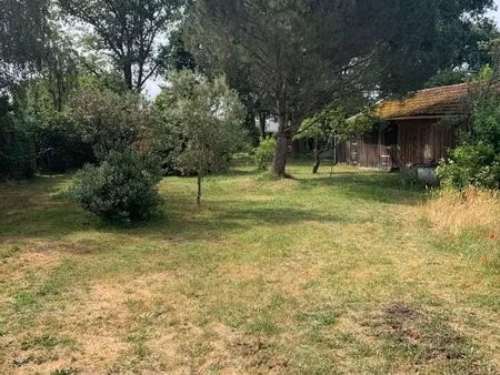 vente terrain 556 m² castres-gironde (33640)
