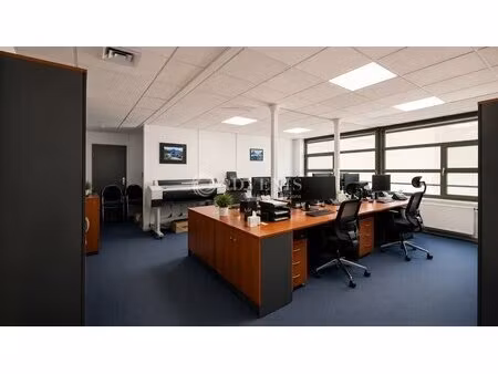 location bureaux 20 m² à 228 m²