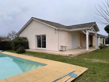 vente maison 7 pièces 173 m² saint-caprais-de-bordeaux (33880)