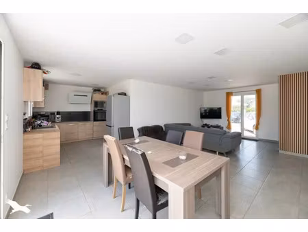 vente maison 5 pièces 100 m² pauillac (33250)