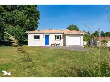 vente maison 4 pièces 94 m² pauillac (33250)