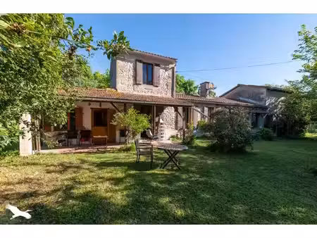 vente maison 7 pièces 215 m² valeyrac (33340)