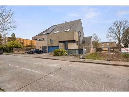 commercieel te koop in sint-andries