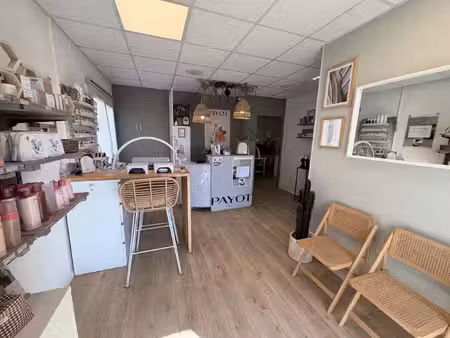 local commercial à mauguio (34)  de 60m2 avec parking