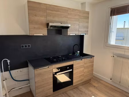 location appartement 3 pièces 65 m² à tours (37100)