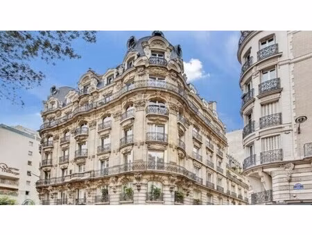 location bureaux 180 m²