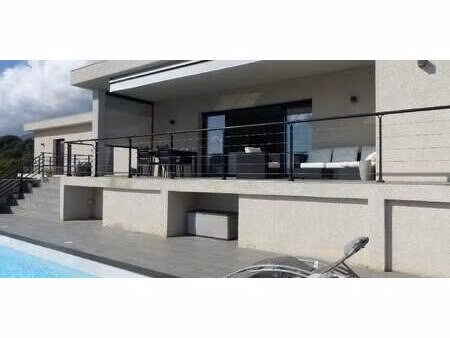 villa avec piscine afa (2a)