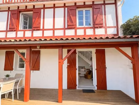 guéthary duplex entièrement rénové avec terrasse