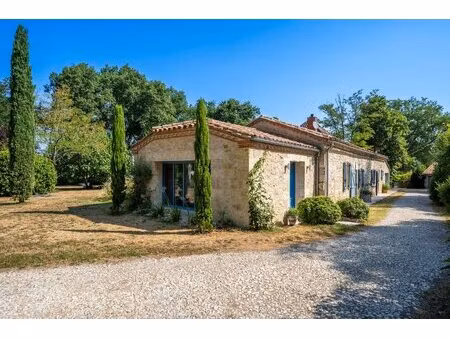 comfortable maison de campagne