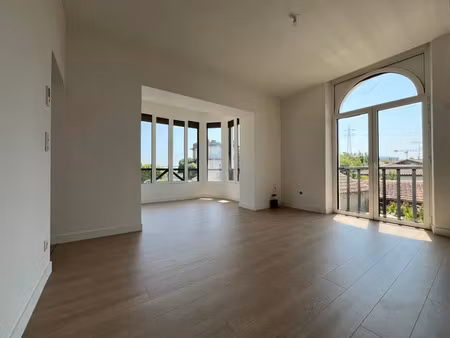 vente appartement 5 pièces 125 m² saint-paul-lès-dax (40990)