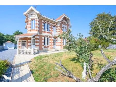 vente maison 5 pièces 177 m² lüe (40210)