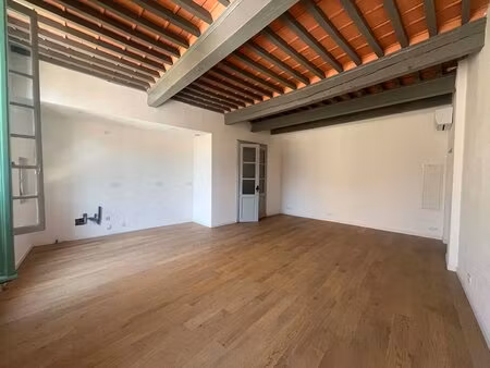 appartement centre historique de pézenas