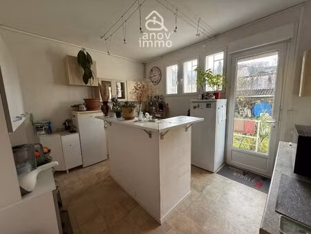 maison de ville avec garage et jardin