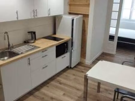 location appartement 2 pièces meublé à laval les fourches (53000) : à louer 2 pièces meubl