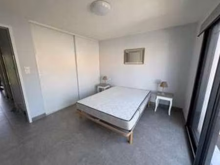 location appartement t1 meublé à saint-gilles-croix-de-vie centre ville (85800) : à louer 