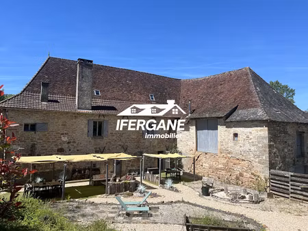 vente maison 10 pièces 282 m² à le bourg (46120)  449 000 €