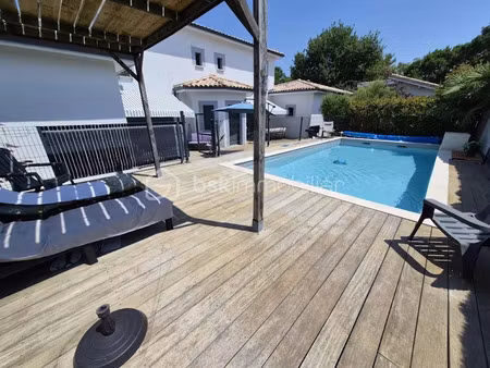vente maison 8 pièces 160 m² à naujac-sur-mer (33990)  480 000 €