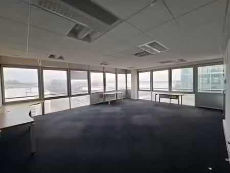 vente bureau 920 m² angers (49100)