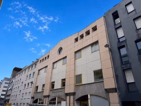 location bureaux 111 m²