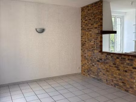 appartement t2 duplex - centre-ville