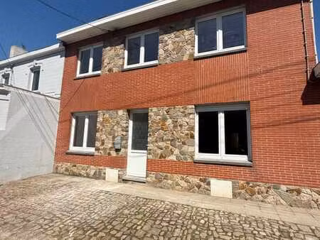 maison rénovée à awans 4 chambres jardin – garage