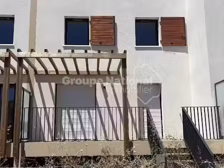 location maison 3 pièces 64.1 m² à saint-etienne-du-grès (13103)  1 077 €