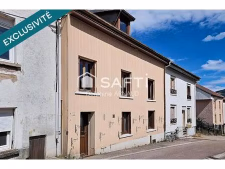 a senones (88210) maison de ville meublée