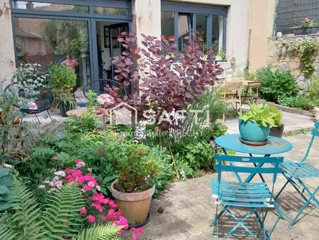 maison rénovée de 206m2 avec cour intérieure