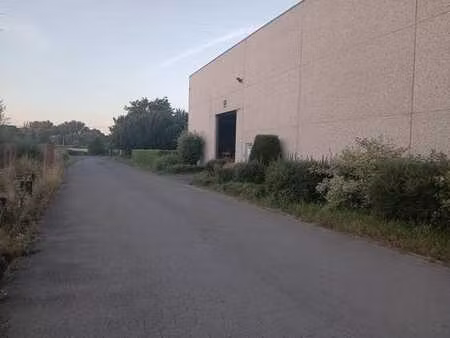 batiment industriel à louer