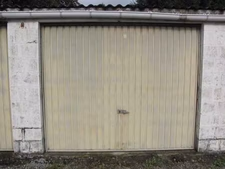 garage capacité 30 m³ à louer