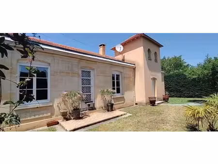 vente maison 8 pièces 171 m² à ambares-et-lagrave (33440)  530 000 €