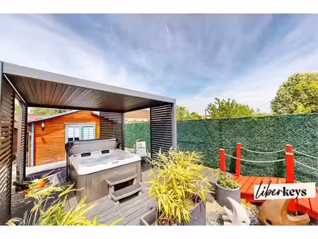 maison 180 m2