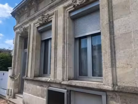 vente maison à bordeaux (33000) : à vendre / 65m² bordeaux