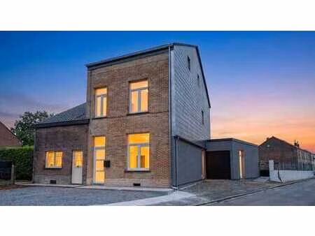 spacieuse maison rénovée 5 chambres avec jardin