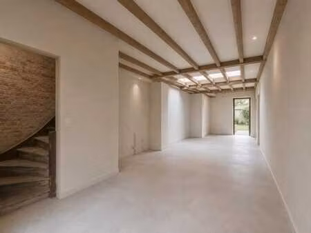 maison à rénover en gros oeuvre en plein centre de gosselies