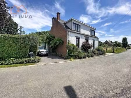 charmante maison - environ 26.500 m² de terrain - piscine