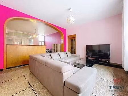 magnifique rez-de-chaussée 2 chambres