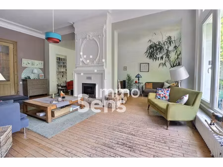 vente maison 8 pièces 267 m² à roubaix (59100)  527 500 €