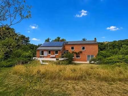 maison lumineuse aux beaux volumes et au fort potentiel