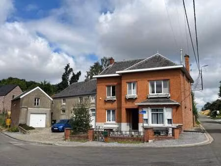maison sise à villers-le-bouillet  rue lambert delava  1