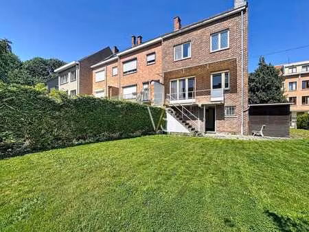 maison 3 chambres à rénover avec jardin  garage et cave