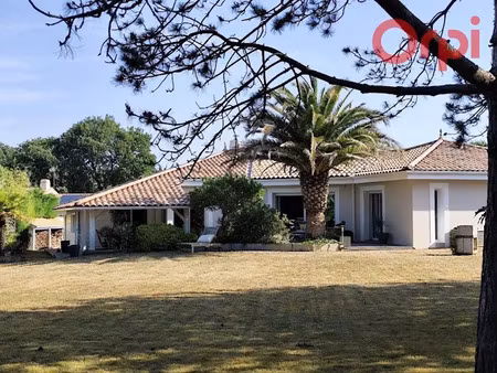 vente maison 5 pièces 145 m² à les sables-d'olonne (85100)  699 000 €