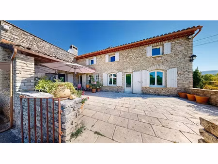 vente maison 9 pièces 200 m² à lagnes (84800)  735 000 €