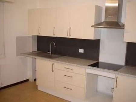 location appartement 3 pièces à annemasse (74100) : à louer 3 pièces / 85m² annemasse
