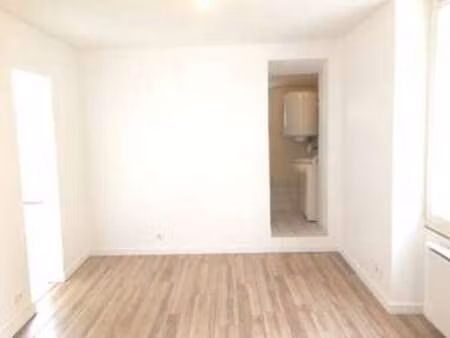 location appartement t1 à saint-denis (93200) : à louer t1 / 21m² saint-denis