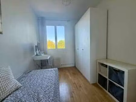 location appartement t1 meublé à vaucresson (92420) : à louer t1 meublé / 10m² vaucresson