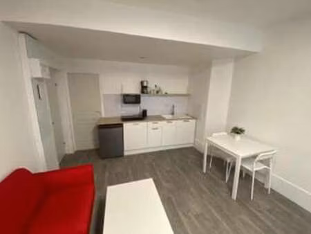 location appartement t1 à cherbourg-en-cotentin (50100) : à louer t1 / 28m² cherbourg-en-c