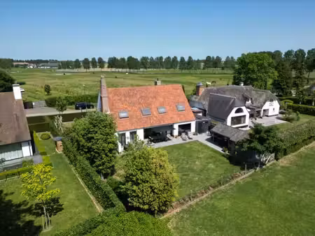 magnifique villa individuelle rénovée à proximité du centre